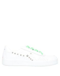 Низкие кеды и кроссовки Diadora