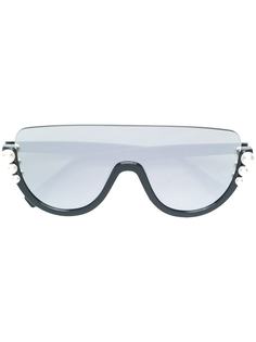 Fendi Eyewear массивные солнцезащитные очки с декорацией жемчугом