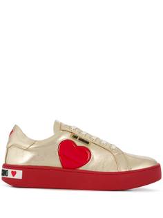 Love Moschino heart patch low-top sneakers