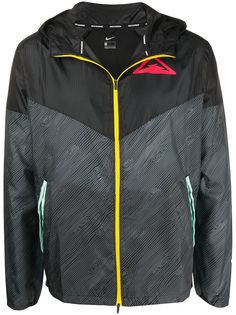 Nike легкая куртка с контрастными вставками