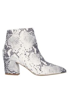 Полусапоги и высокие ботинки Steve Madden