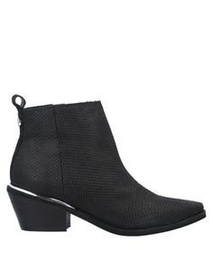 Полусапоги и высокие ботинки Guess