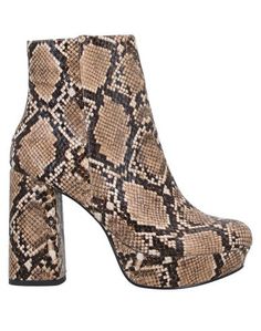 Полусапоги и высокие ботинки Steve Madden