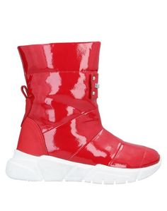 Полусапоги и высокие ботинки Love Moschino
