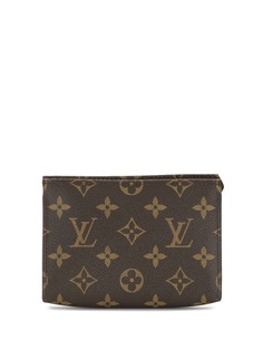 Louis Vuitton косметичка 2017-го года с монограммой