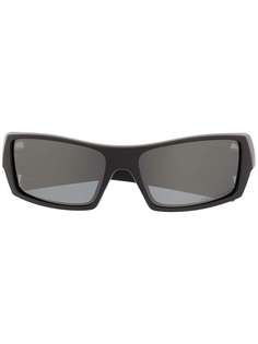 Oakley солнцезащитные очки в квадратной оправе с затемненными линзами