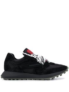 Off-White кроссовки с аппликацией