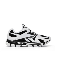 Черно-белые кроссовки Spike Runner 200 Vetements