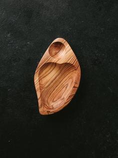 Малый соусник с двумя углублениями из оливкового дерева/ Woodsurf
