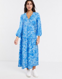 Синее платье макси с запахом и цветочным принтом ASOS DESIGN-Синий