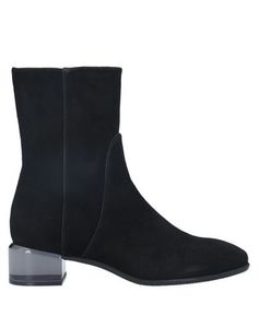 Полусапоги и высокие ботинки Stuart Weitzman