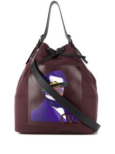 Valentino Garavani сумка на плечо Valentino Garavani с графичным принтом
