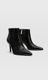 Stradivarius Ботильоны С Эффектом Змеиной Кожи Женская Коллекция Черный 40