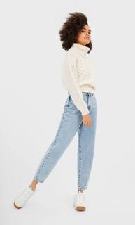 Stradivarius Свитер С Высоким Горлом И Фигурной Перфорацией Женская Коллекция Цвет Небеленого Полотна L