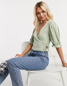 Зеленый трикотажный топ из органического хлопка с запахом Monki