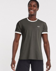 Футболка цвета хаки с окантовкой Burton Menswear MB Collection-Зеленый