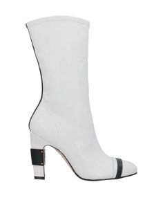 Полусапоги и высокие ботинки Stuart Weitzman