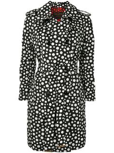 Louis Vuitton тренч в горох из коллаборации с Yayoi Kusama
