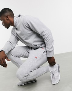 Серые джоггеры с маленьким логотипом New Balance-Серый