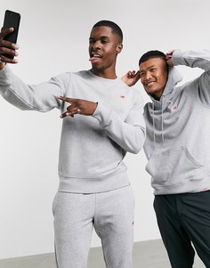 Серый свитшот с маленьким логотипом New Balance