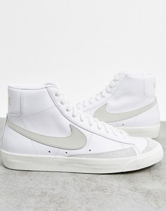 Белые кроссовки с бежевой отделкой Nike Blazer 77-Белый