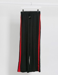 Черные широкие свободные брюки с красными полосками Brave Soul-Черный