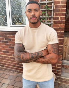 Бежевая футболка с отворотами на рукавах ASOS DESIGN-Бежевый