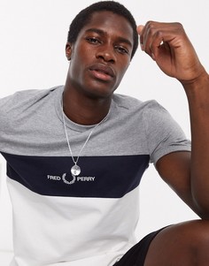 Серая/белая футболка в стиле колор блок Fred Perry-Белый