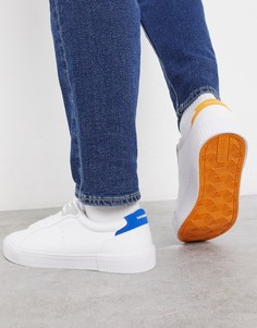 Белые кроссовки с контрастной подошвой Bershka-Белый