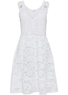 Кружевное платье Bonprix