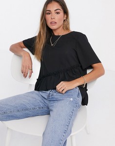 Черная футболка с оборкой по краю ASOS DESIGN-Черный