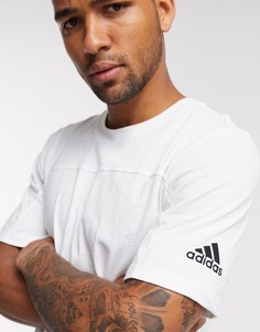 Белая футболка для бега adidas-Мульти