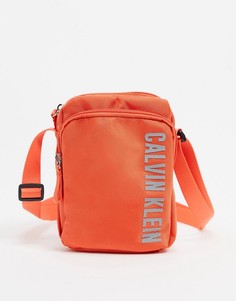 Ярко-коралловая сумка через плечо Calvin Klein Performance-Оранжевый