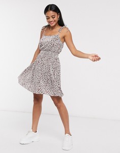 Платье мини с цветочным принтом ASOS DESIGN-Белый