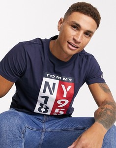 Футболка с вертикальной датой 1985 и логотипом Tommy Jeans-Темно-синий