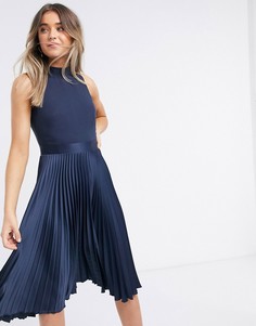 Темно-синее платье миди с плиссировкой Closet London-Темно-синий