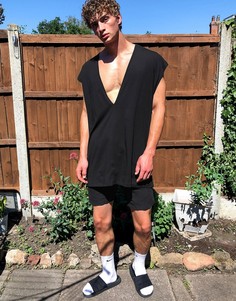 Черная oversized-майка с глубоким V-образным вырезом ASOS DESIGN-Черный