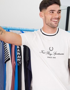 Белая футболка с контрастным кантом и винтажным логотипом Fred Perry-Белый