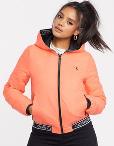 Розовый двусторонний пуховик с логотипом и капюшоном Calvin Klein Jeans