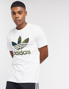 Футболка с камуфляжным принтом adidas Originals-Белый