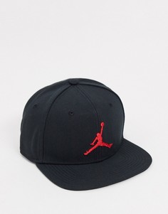 Черно-красная бейсболка Nike Jordan Pro Jumpman-Черный