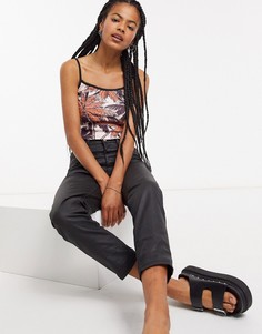 Розовый топ на бретелях с пальмовым принтом Topshop