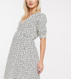 Черное платье мини с запахом и цветочным принтом New Look Maternity-Белый
