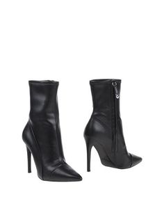 Полусапоги и высокие ботинки Guess