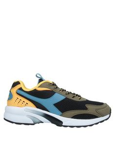 Низкие кеды и кроссовки Diadora