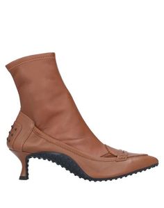 Полусапоги и высокие ботинки Tod`S