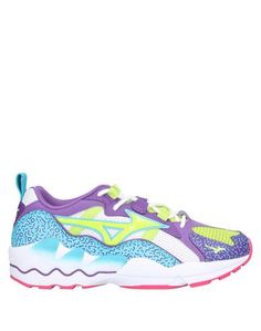 Низкие кеды и кроссовки Mizuno