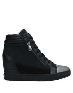 Высокие кеды и кроссовки Guess