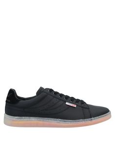 Низкие кеды и кроссовки Superga