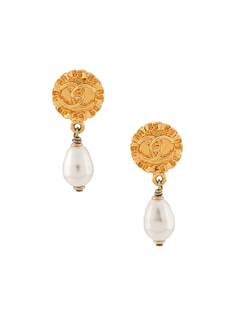 Chanel Pre-Owned серьги-подвески с искусственным жемчугом